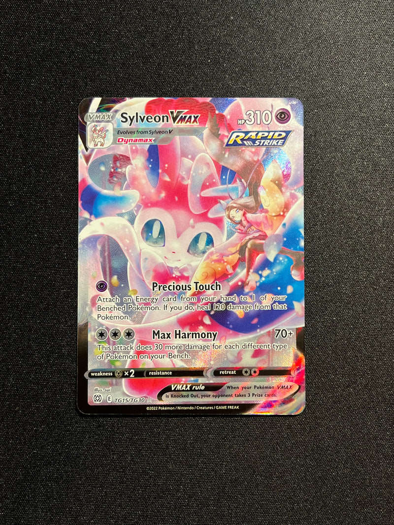 Sylveon VMAX (TG15)
